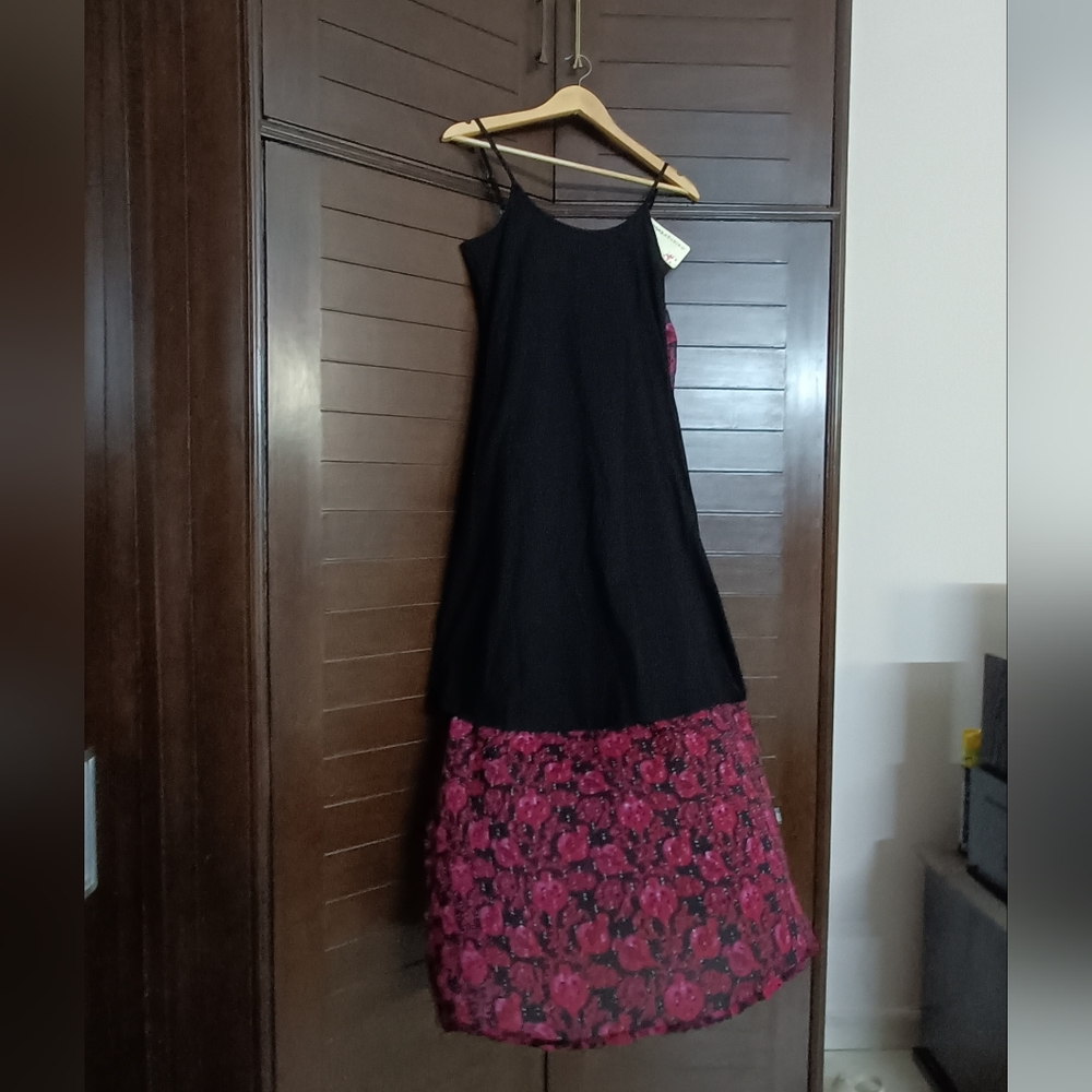 Melange Black & Red Floral Print A-Line Black Detachable Spaghetti Ethnic Dress - Picture 11 of 11